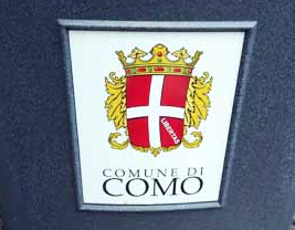 コモ市の紋章