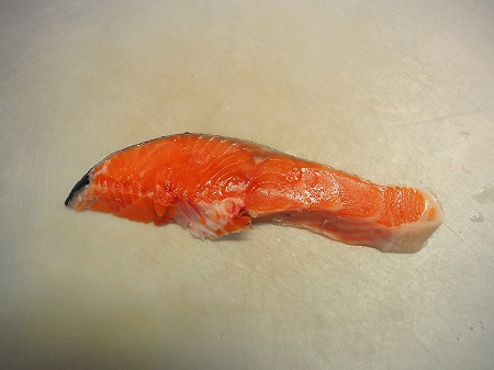 秋鮭と長芋のアヒージョ029