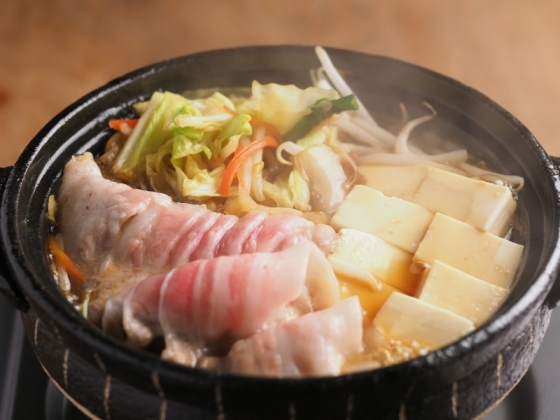 豚バラ肉とカット野菜のすき焼052