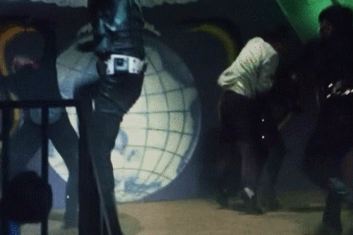仮面ライダー1号がマスクオフで戦闘する。