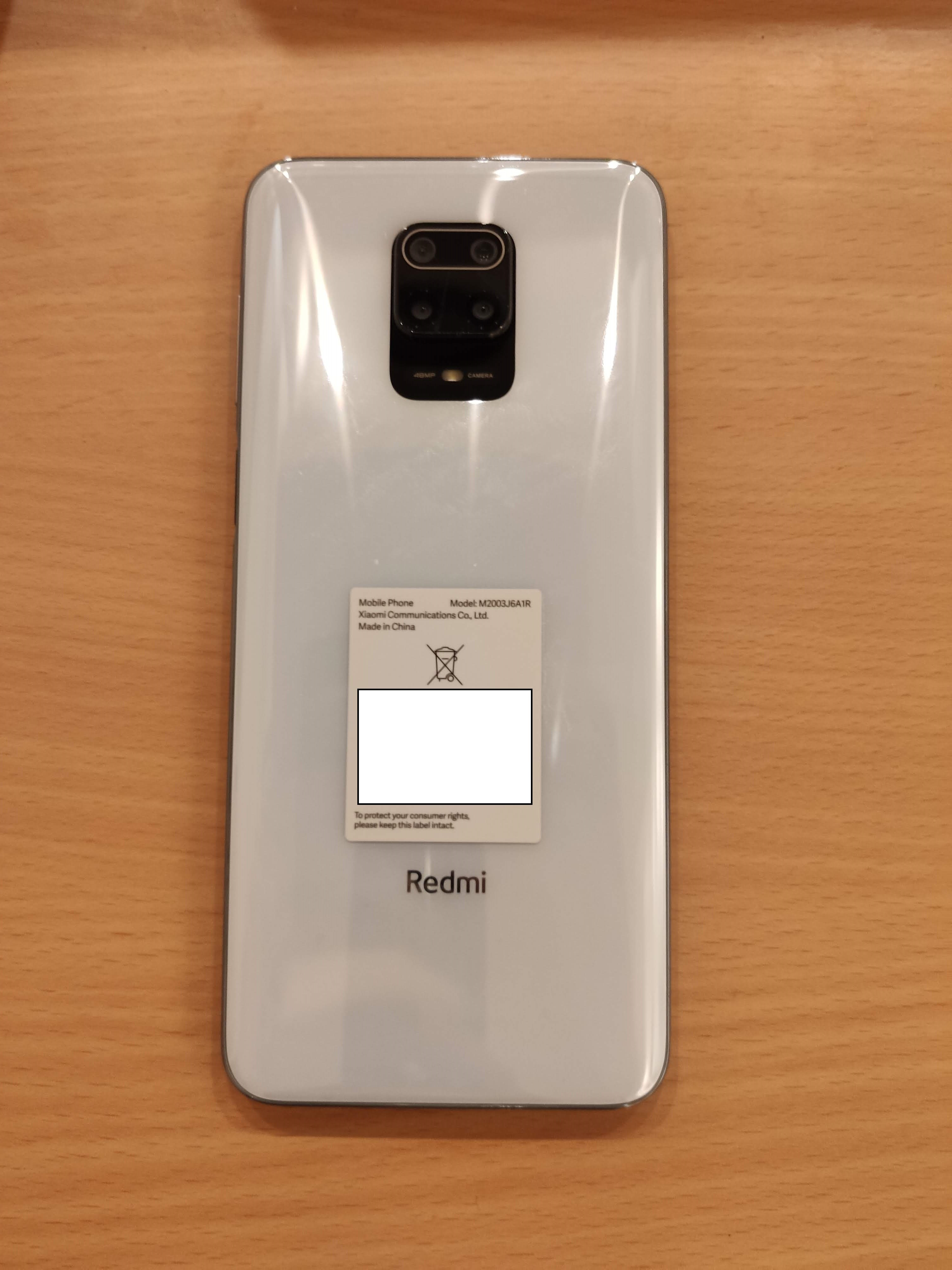 Xiaomi Redmi Note9Sの背面